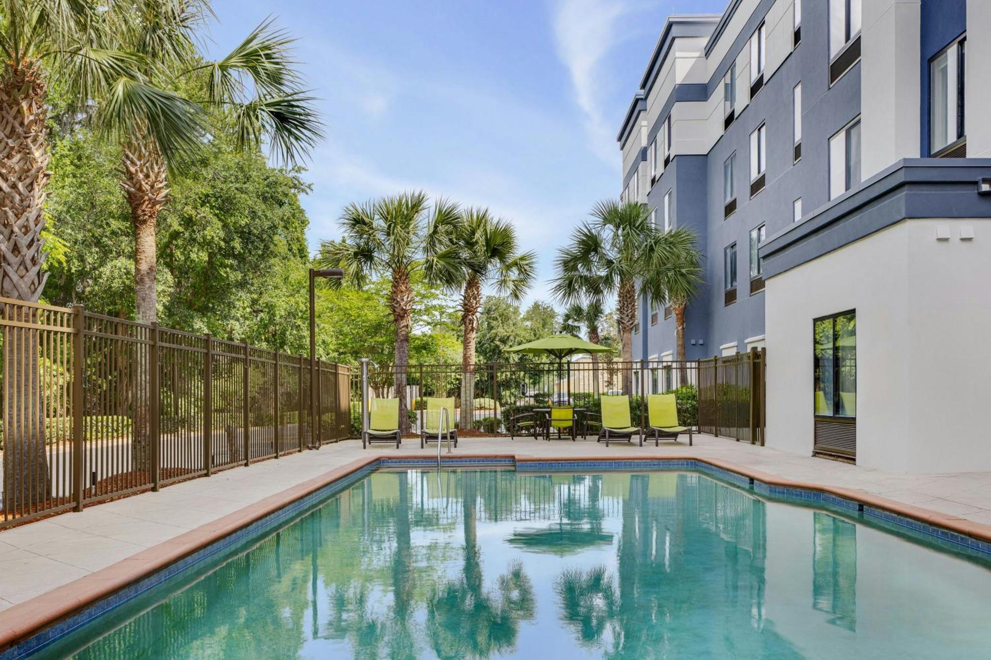 Springhill Suites By Marriott Jacksonville North I-95 Area Exterior photo