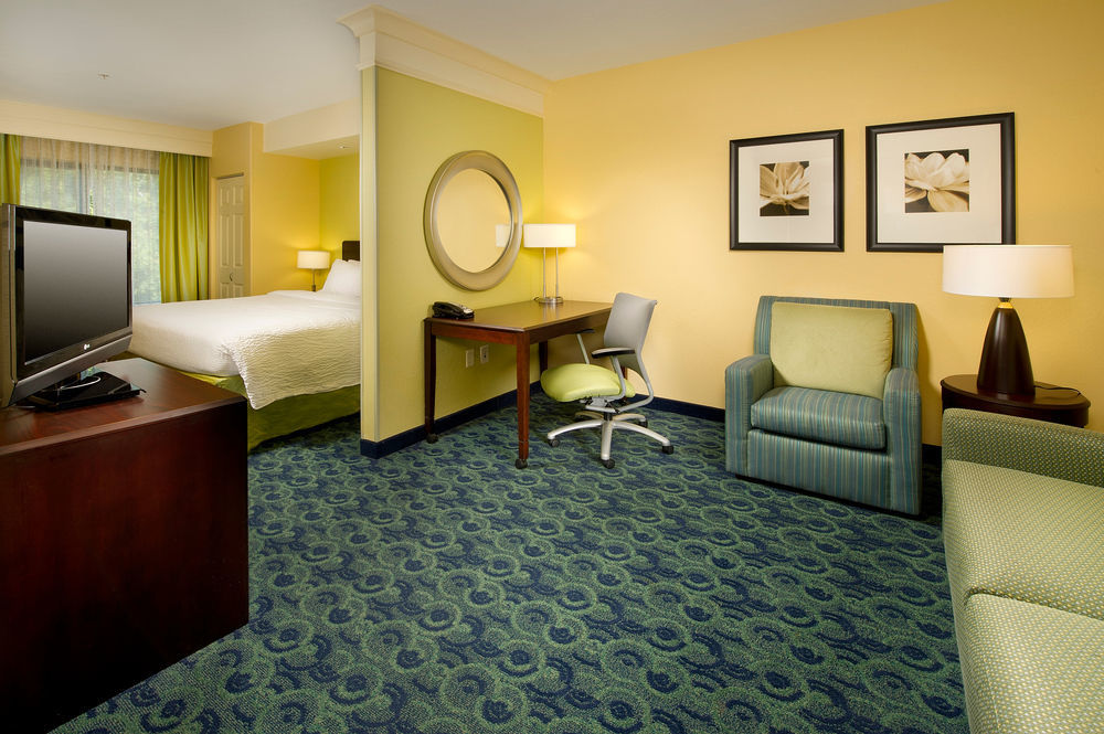 Springhill Suites By Marriott Jacksonville North I-95 Area Exterior photo