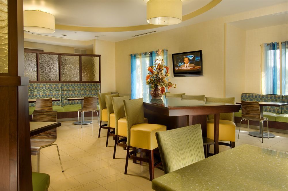 Springhill Suites By Marriott Jacksonville North I-95 Area Exterior photo